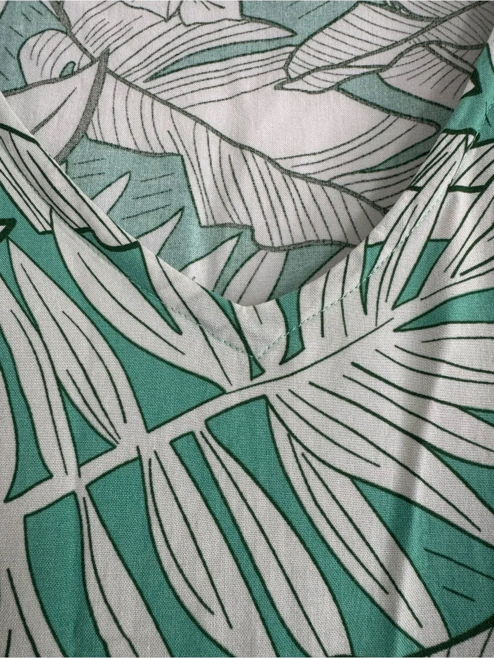 Pineapples Boutique Hawaii Green White Tropical Leaf Print Midi Dress Pockets XL